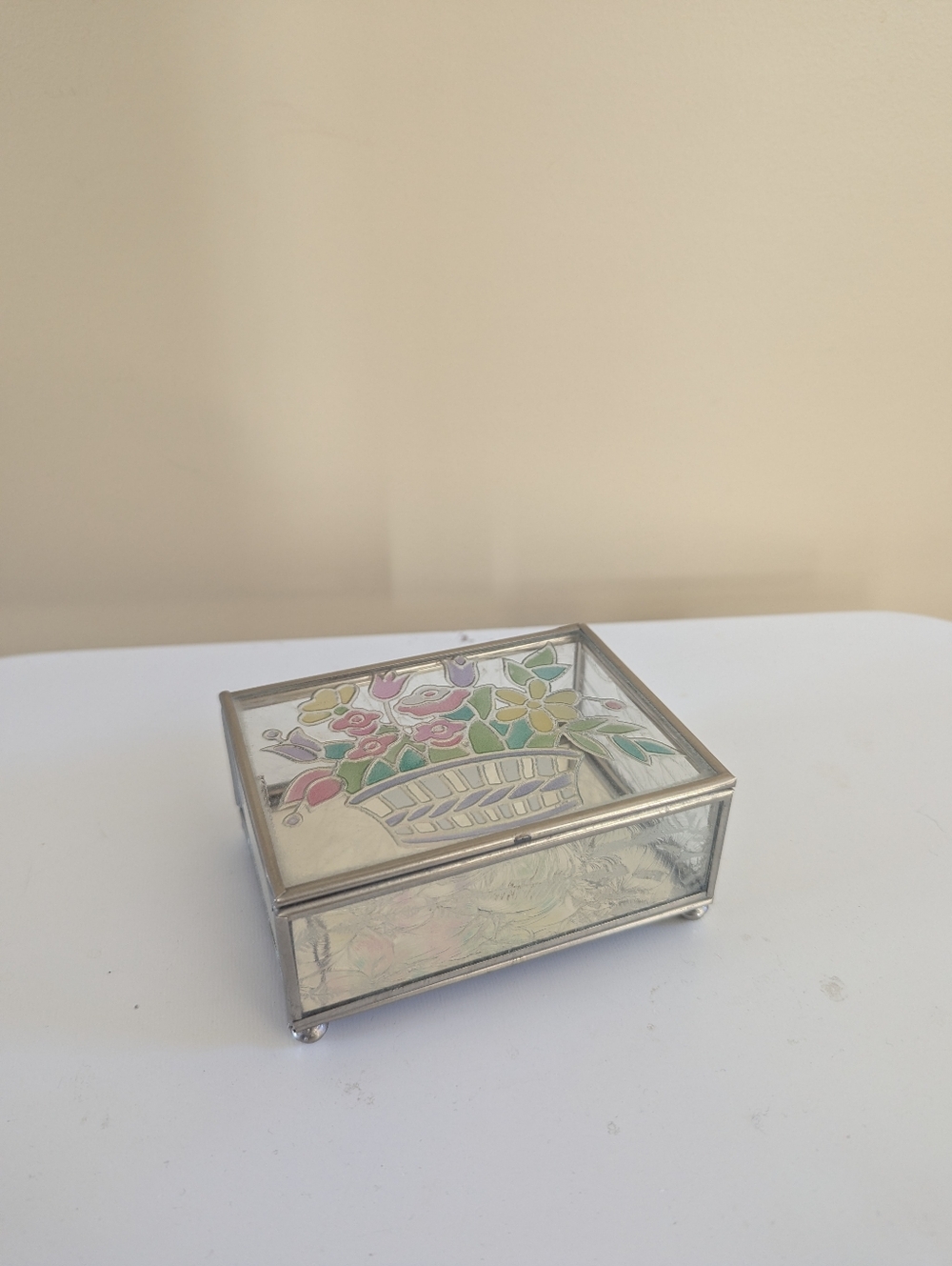 FLOWER BOUQUET STAINED GLASS VINTAGE GLASS JEWELRY TRINKET BOX